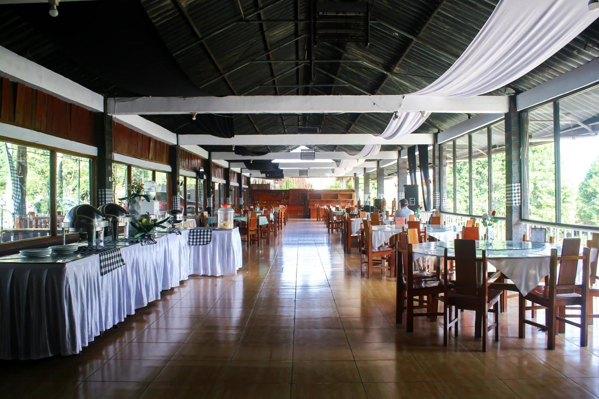 Grand Nirwana Resort Lembang Exteriör bild